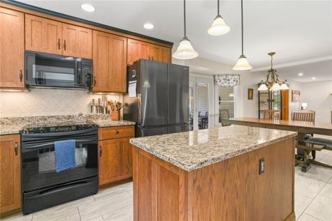 172 Crossing Ridge Trail Cranberry Township PA 16066