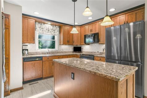 172 Crossing Ridge Trail Cranberry Township PA 16066