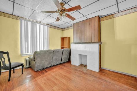 7145 Race Street Homewood Brushton PA 15208