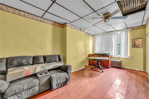 7145 Race Street Homewood Brushton PA 15208