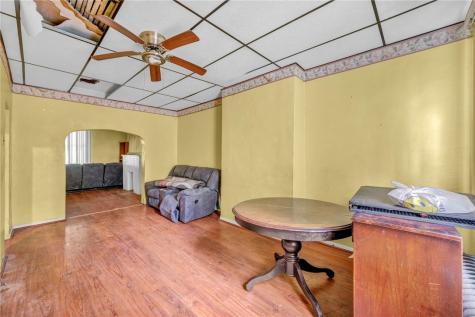 7145 Race Street Homewood Brushton PA 15208