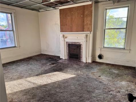 215 S 2nd Street Jeannette PA 15644