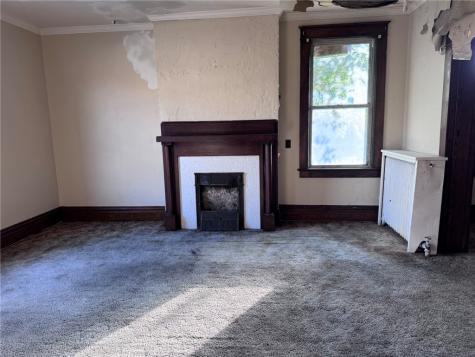 215 S 2nd Street Jeannette PA 15644