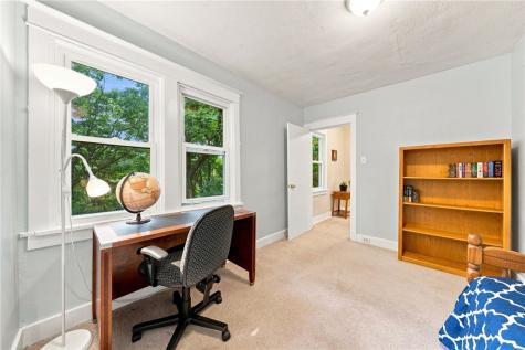 226 Garland Street Edgewood PA 15218