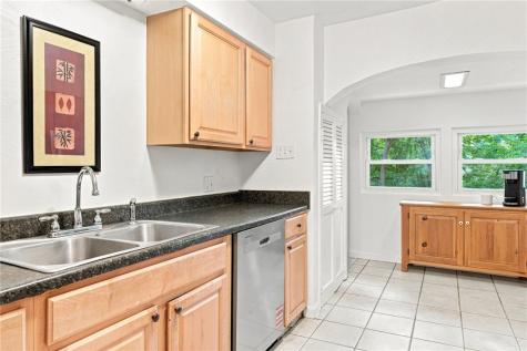 226 Garland Street Edgewood PA 15218