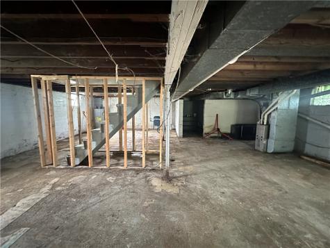 301 Armstrong Avenue Bell Township PA 15618