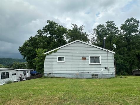 301 Armstrong Avenue Bell Township PA 15618