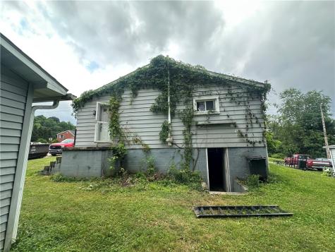 301 Armstrong Avenue Bell Township PA 15618
