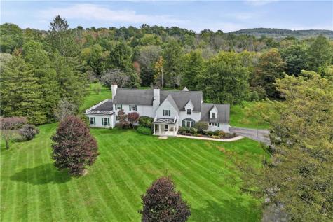 230 College St Extension Emlenton Boro PA 16373