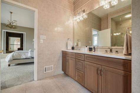 4010 Muirfield Drive Collier Township PA 15142