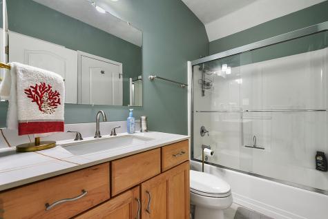 4010 Muirfield Drive Collier Township PA 15142