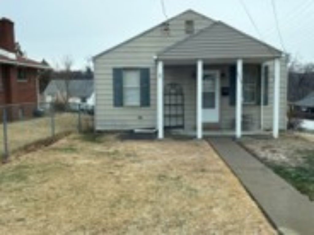 2517 C Street Liberty Boro PA 15133