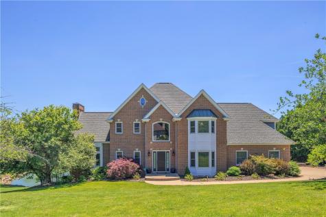 7 Hawthorne Lane Irwin PA 15642