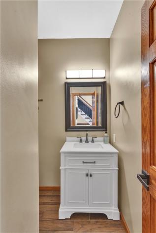 7 Hawthorne Lane Irwin PA 15642