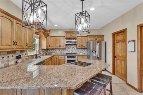 7 Hawthorne Lane Irwin PA 15642