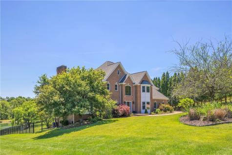7 Hawthorne Lane Irwin PA 15642