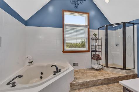 7 Hawthorne Lane Irwin PA 15642