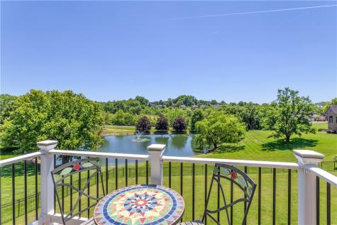 7 Hawthorne Lane Irwin PA 15642