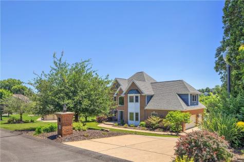 7 Hawthorne Lane Irwin PA 15642