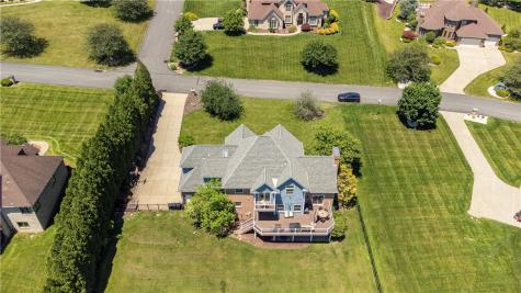 7 Hawthorne Lane Irwin PA 15642
