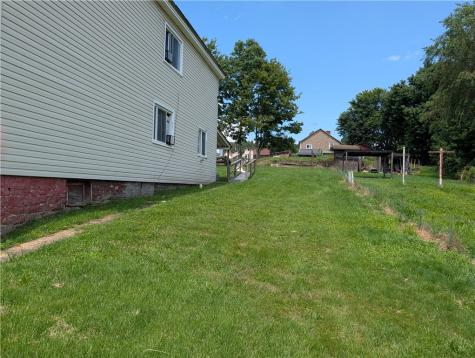 309 1st Street East Bethlehem PA 15368