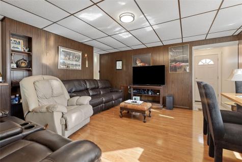 22 James Street Shaler PA 15223