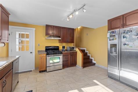 22 James Street Shaler PA 15223