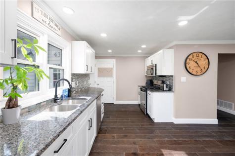 431 Sunset Drive Center Township PA 16001
