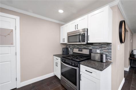 431 Sunset Drive Center Township PA 16001