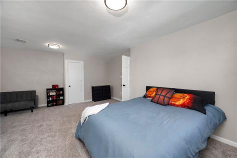 431 Sunset Drive Center Township PA 16001