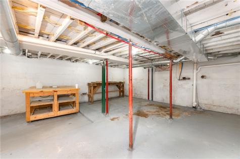 431 Sunset Drive Center Township PA 16001