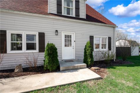 431 Sunset Drive Center Township PA 16001