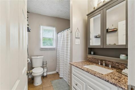 97 Berry Street Ingram PA 15205