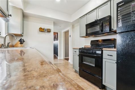 97 Berry Street Ingram PA 15205
