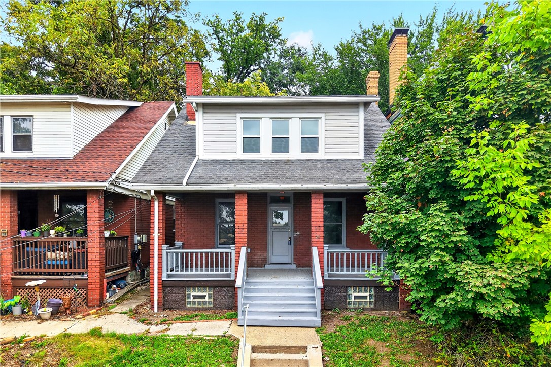 28 Waldorf Street Observatory Hill PA 15214