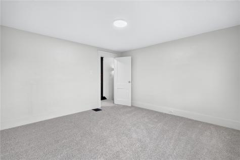 28 Waldorf Street Observatory Hill PA 15214