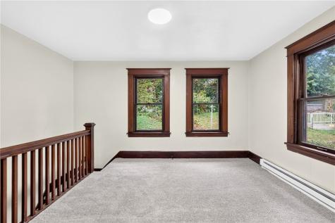 28 Waldorf Street Observatory Hill PA 15214