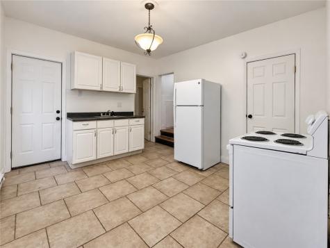 2544 Beaver Avenue Monaca PA 15061