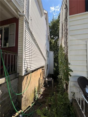 2723 Merwyn Avenue Sheraden PA 15204