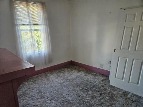 2255 Almont Street Carrick PA 15210