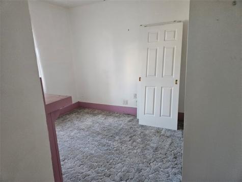 2255 Almont Street Carrick PA 15210