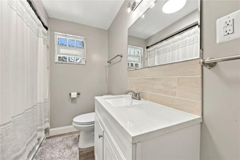 1004 Lessing Street Crafton Heights PA 15220