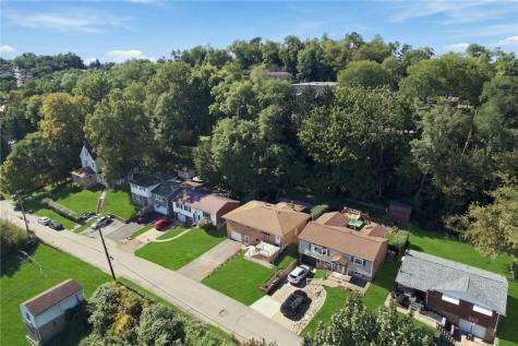 1004 Lessing Street Crafton Heights PA 15220