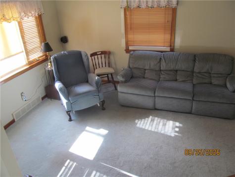1522 Broad Street South Greensburg Boro PA 15601
