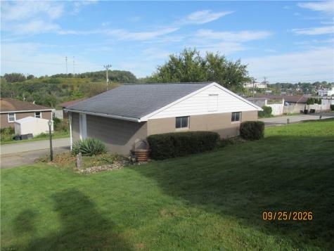 1522 Broad Street South Greensburg Boro PA 15601