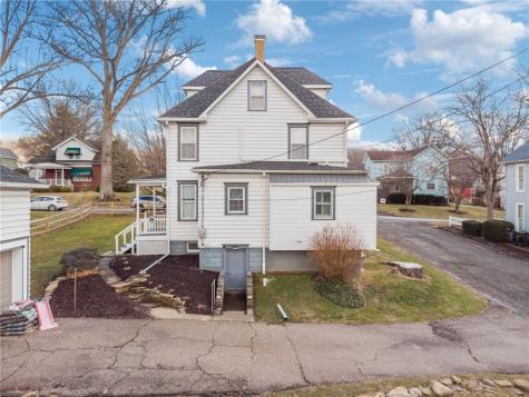 42 Highland Avenue Burgettstown Boro PA 15021