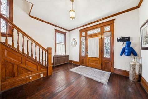 42 Highland Avenue Burgettstown Boro PA 15021