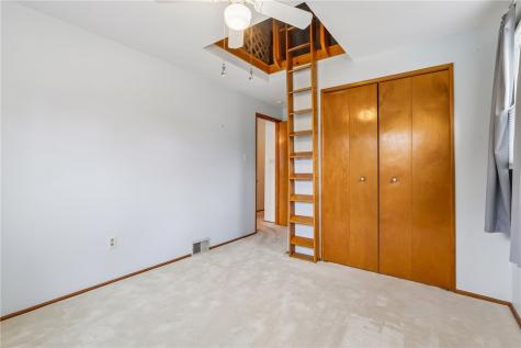 407 Laurie Drive Penn Hills PA 15235