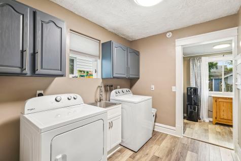 220 E Edgewood Avenue New Castle PA 16105