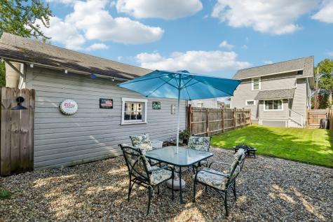 220 E Edgewood Avenue New Castle PA 16105